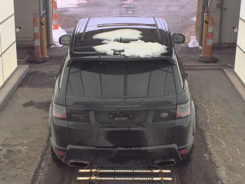 Used 2021 Land Rover Range Rover Sport HST image 3