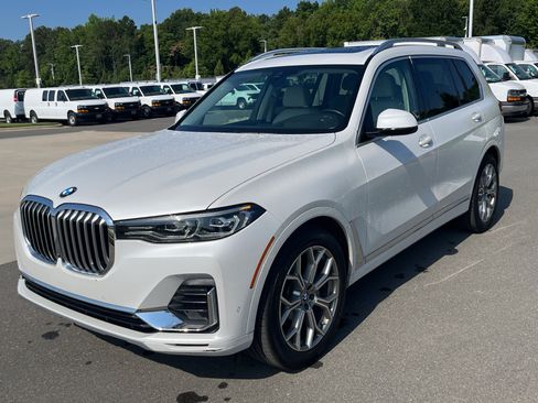 Used 2020 BMW X7 xDrive40i w/ Premium Package AWD/4WD image 5