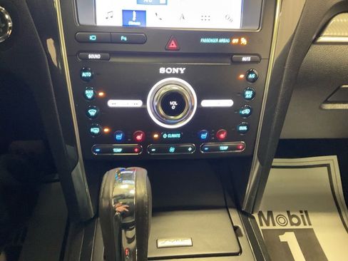 Used 2019 Ford Explorer Sport w/ Equipment Group 401A image 18