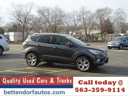 Used 2018 Ford Escape Titanium image 5