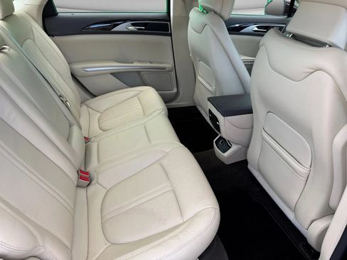 Used 2013 Lincoln MKZ Hybrid FWD image 21