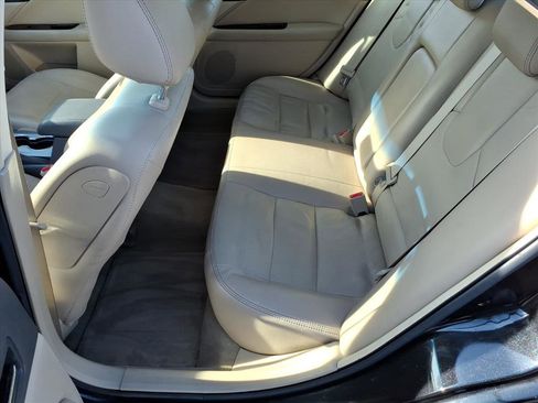 Used 2010 Ford Fusion SEL image 8