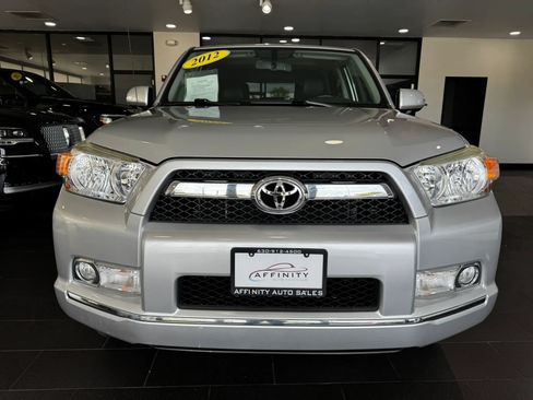 Used 2012 Toyota 4Runner Limited AWD/4WD image 8