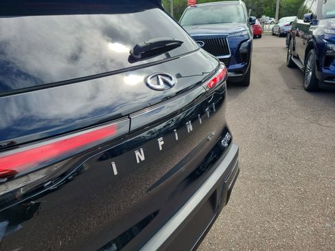 Used 2024 INFINITI QX60 Pure image 6