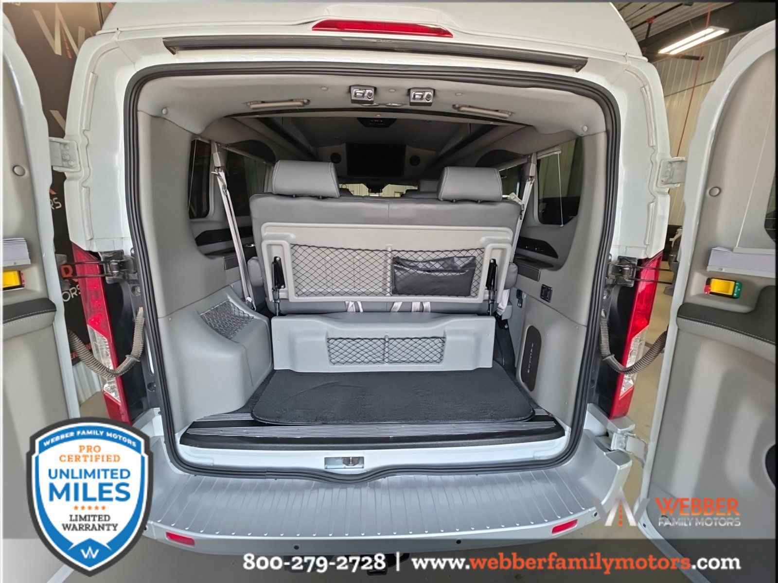 Used 2022 Ford Transit 150 Low Roof AWD image 10