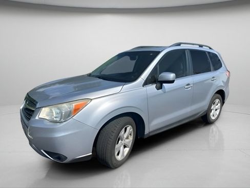 Used 2014 Subaru Forester 2.5i Limited w/ Popular Package #2 AWD/4WD image 2