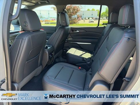 New 2026 Chevrolet Traverse Z71 w/ Enhanced Driving Package AWD/4WD image 40