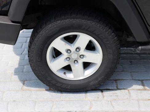Used 2008 Jeep Wrangler Unlimited X AWD/4WD image 33