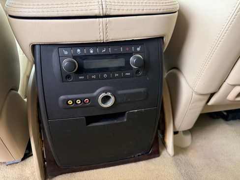 Used 2008 Cadillac Escalade AWD image 14