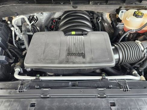 Used 2024 Chevrolet Silverado 1500 High Country w/ Technology Package RWD image 33