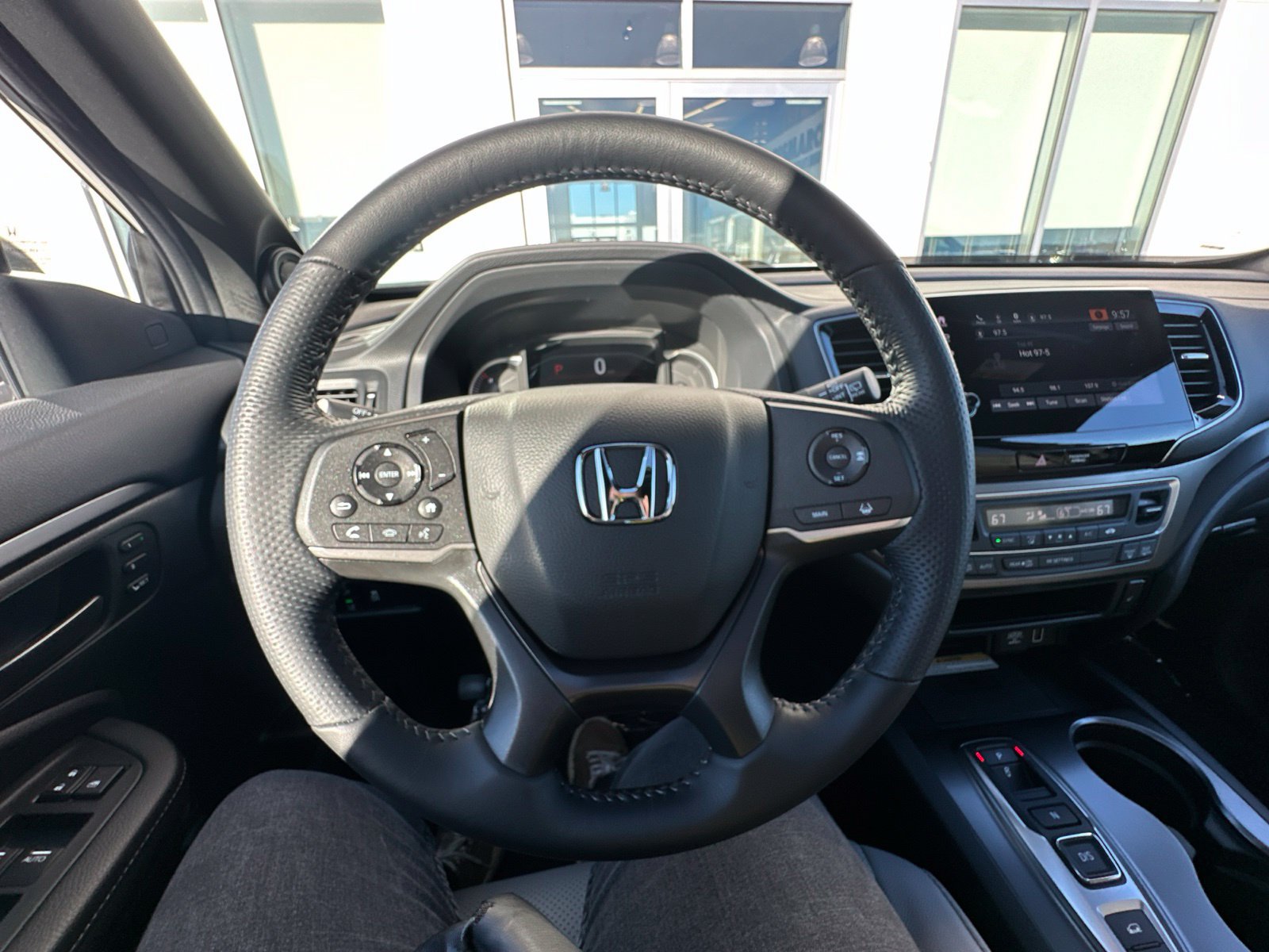 Used 2023 Honda Passport EX-L image 41