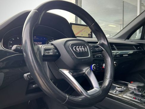 Used 2017 Audi Q7 3.0T Premium image 54