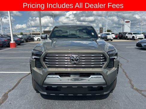 Used 2026 Toyota Tacoma Limited AWD/4WD image 27