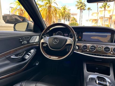 Used 2015 Mercedes-Benz S 550 4MATIC Sedan image 13