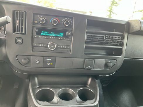 Used 2024 Chevrolet Express 2500 w/ Driver Convenience Package image 21