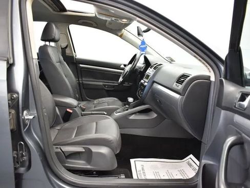 Used 2008 Volkswagen Jetta SE FWD image 16