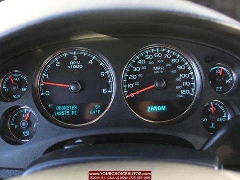 Used 2011 Chevrolet Avalanche LS image 12