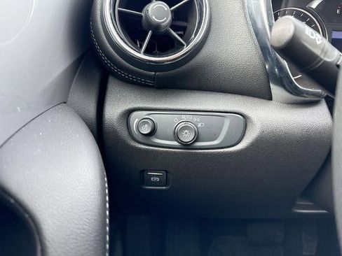 Certified 2025 Chevrolet Blazer LT image 18