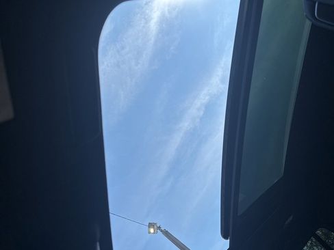 Used 2022 Cadillac Escalade Sport image 29