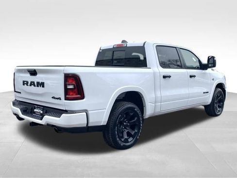New 2026 RAM 1500 4x4 Crew Cab image 7