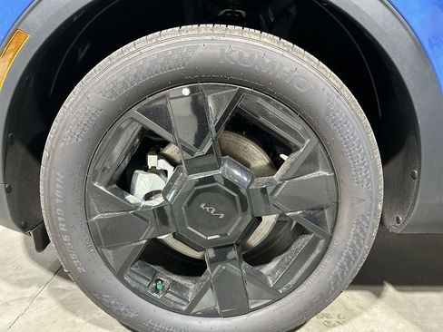 New 2026 Kia Sportage X-Line w/ X-Line Technology Package image 15