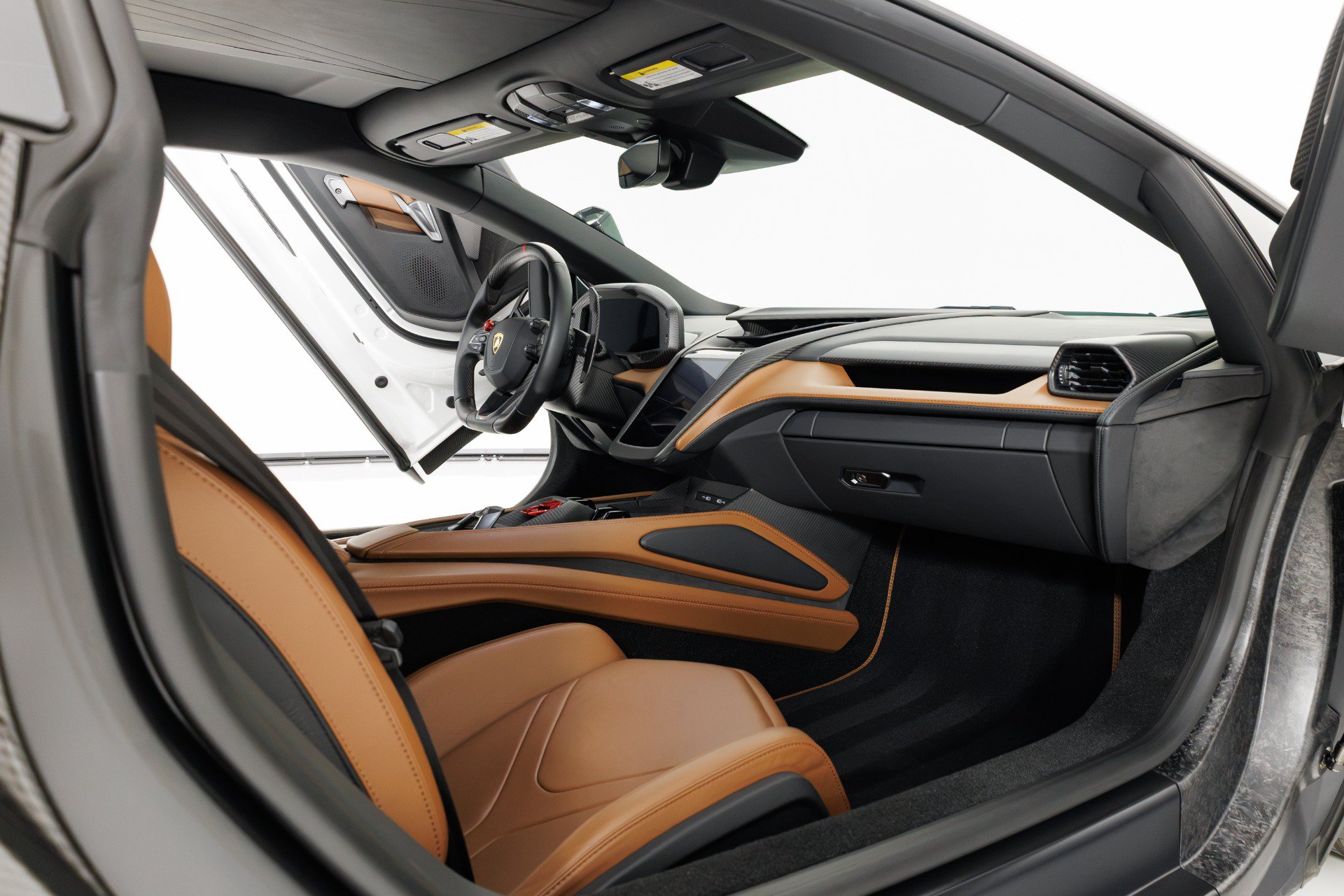 Used 2024 Lamborghini Revuelto AWD/4WD image 38