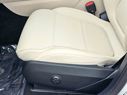 New 2026 Mercedes-Benz GLC 300 4MATIC image 18