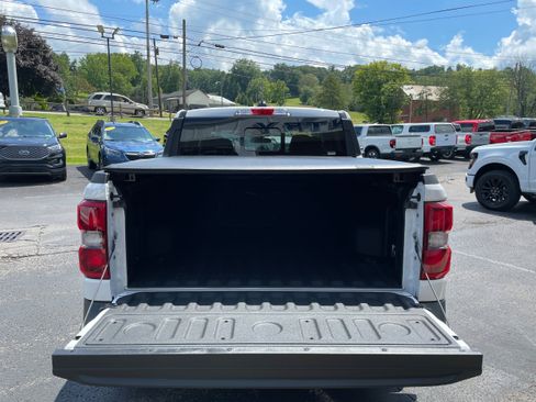 Certified 2025 Ford Maverick Lariat AWD/4WD image 7