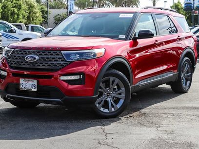 Certified 2023 Ford Explorer XLT w/ Equipment Group 202A