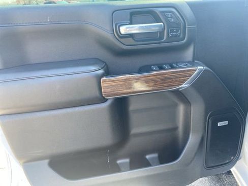 Used 2022 Chevrolet Silverado 2500 High Country image 15