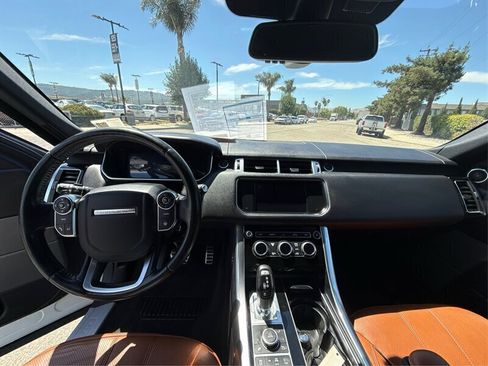 Used 2016 Land Rover Range Rover Sport Supercharged image 42