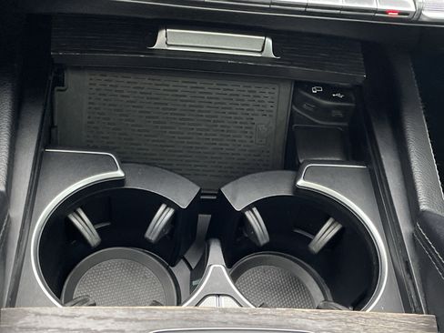 Certified 2020 Mercedes-Benz GLE 580 4MATIC image 34