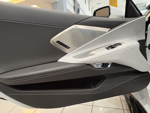 Used 2026 Chevrolet Corvette Z06 RWD image 12