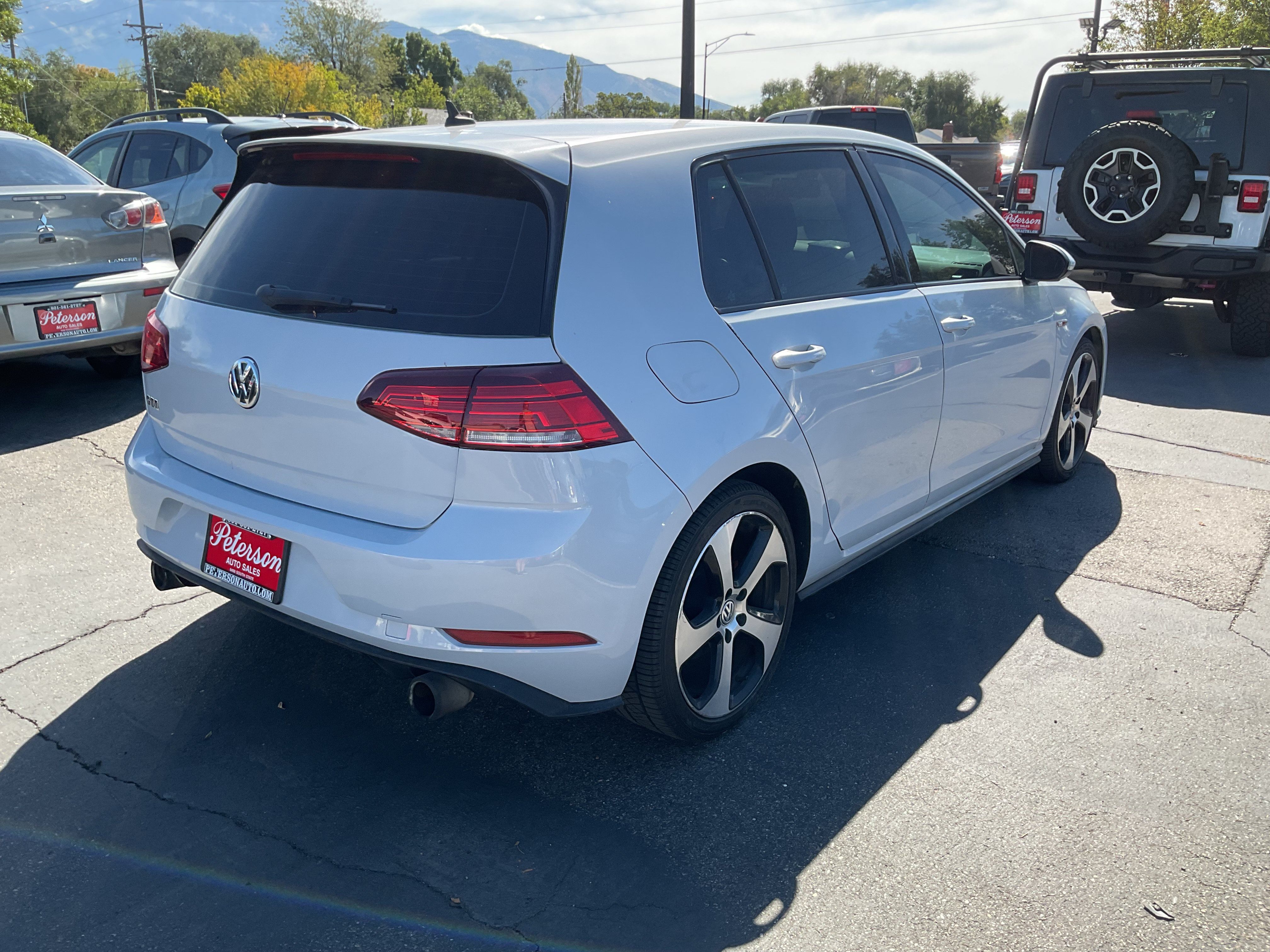 Used 2018 Volkswagen GTI S FWD image 6