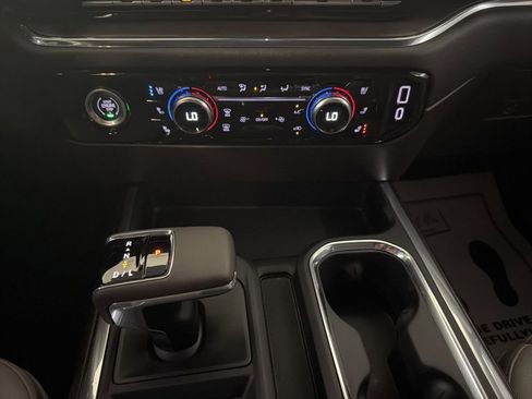 Used 2023 GMC Sierra 1500 SLT w/ SLT Premium Package image 26