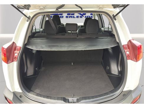 Used 2015 Toyota RAV4 LE AWD/4WD image 30