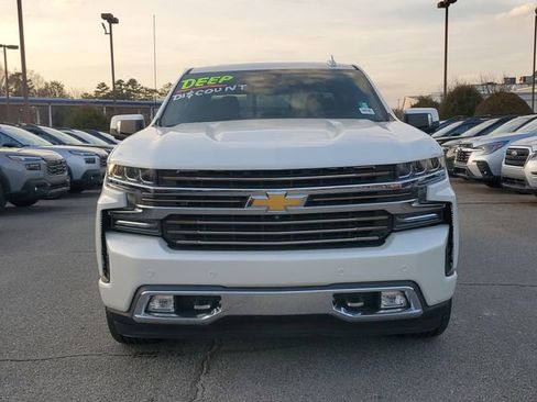 Used 2020 Chevrolet Silverado 1500 High Country w/ Technology Package image 2