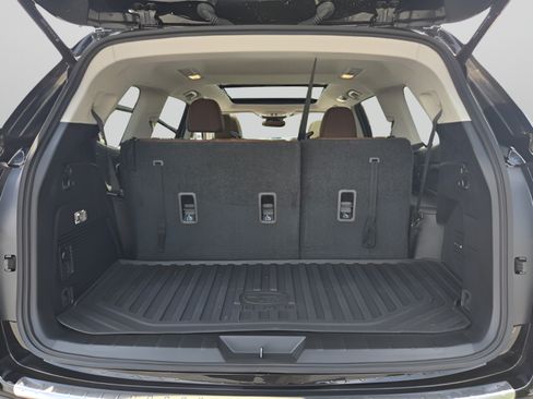 Used 2024 Subaru Ascent Touring AWD/4WD image 29