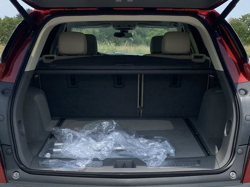 New 2025 Cadillac XT5 Premium Luxury image 9