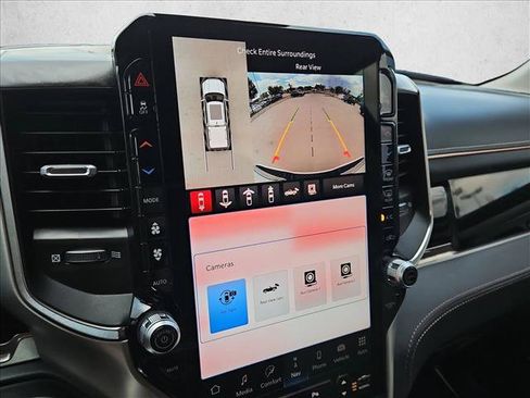 Used 2025 RAM 1500 Tungsten AWD/4WD image 13