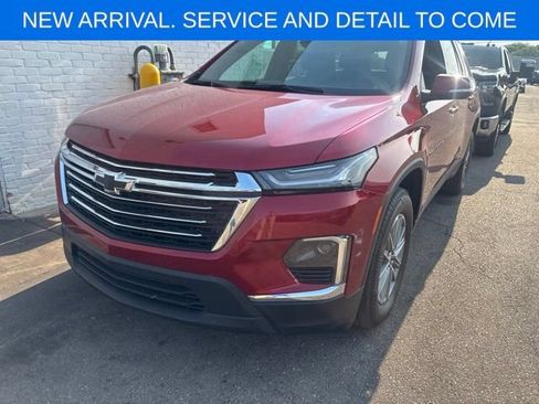Certified 2023 Chevrolet Traverse LT FWD image 2