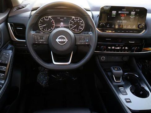 Certified 2023 Nissan Rogue SL w/ SL Premium Package FWD image 16
