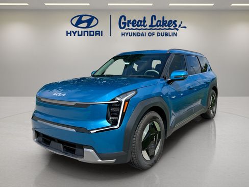 Used 2024 Kia EV9 Wind AWD/4WD image 1