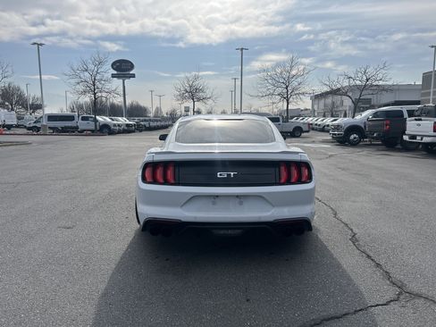Used 2018 Ford Mustang GT image 4