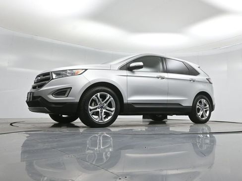 Certified 2018 Ford Edge Titanium image 46