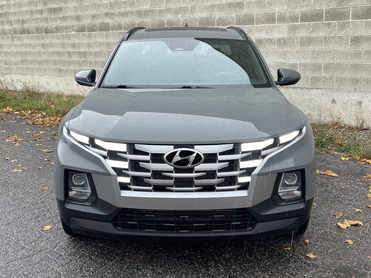 Used 2022 Hyundai Santa Cruz SEL w/ Activity Package AWD/4WD image 2