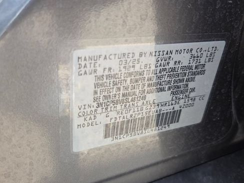 Used 2025 Nissan Kicks Play S FWD image 6