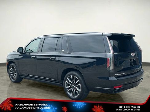 Certified 2024 Cadillac Escalade ESV Sport Platinum AWD/4WD image 4