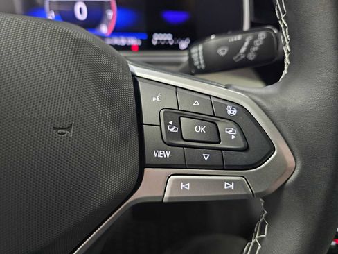 New 2025 Volkswagen Taos SE image 26