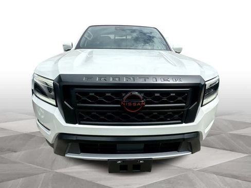 Used 2024 Nissan Frontier Pro-X RWD image 3